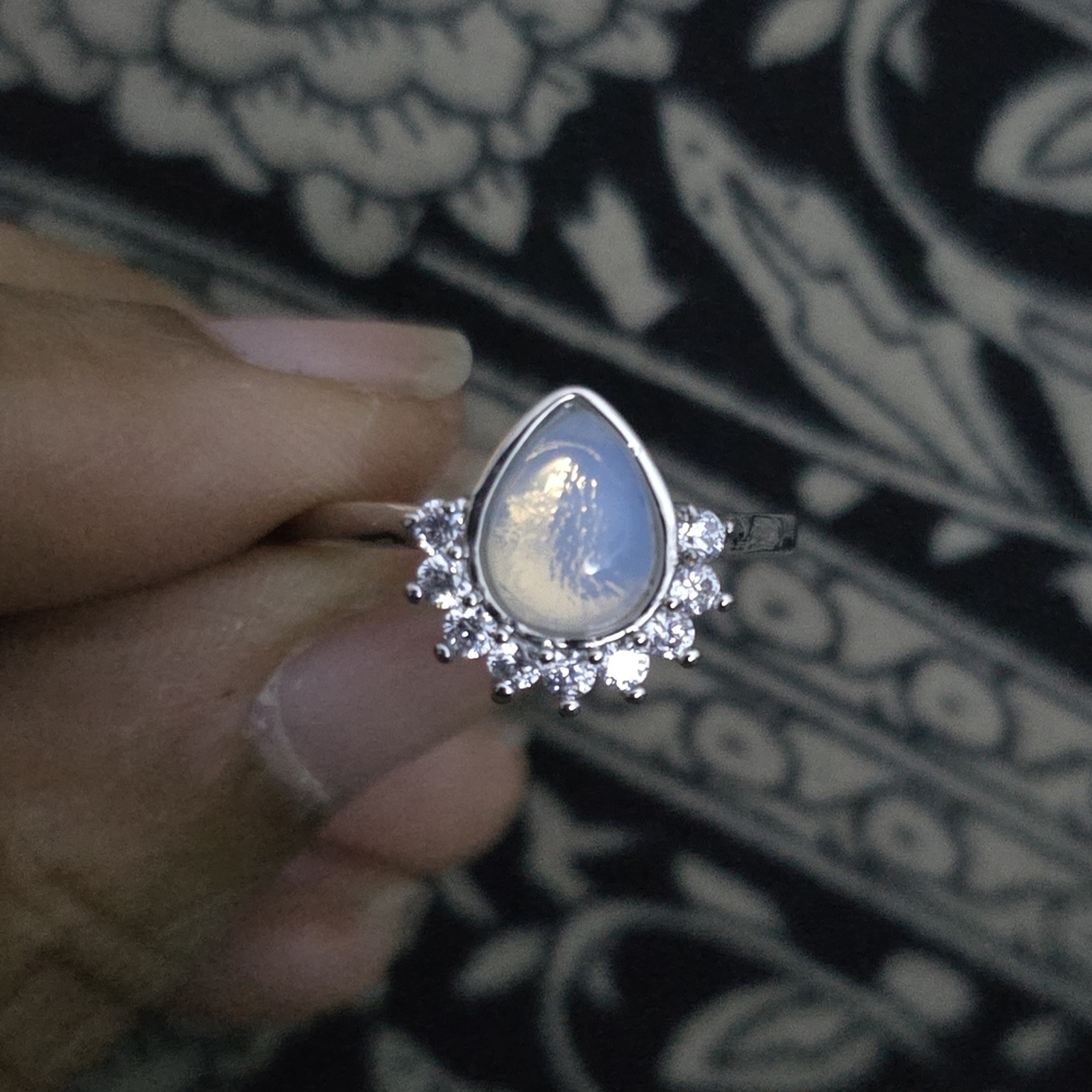 Fragrant Jewels Moon Stone Ring with Vintage Design